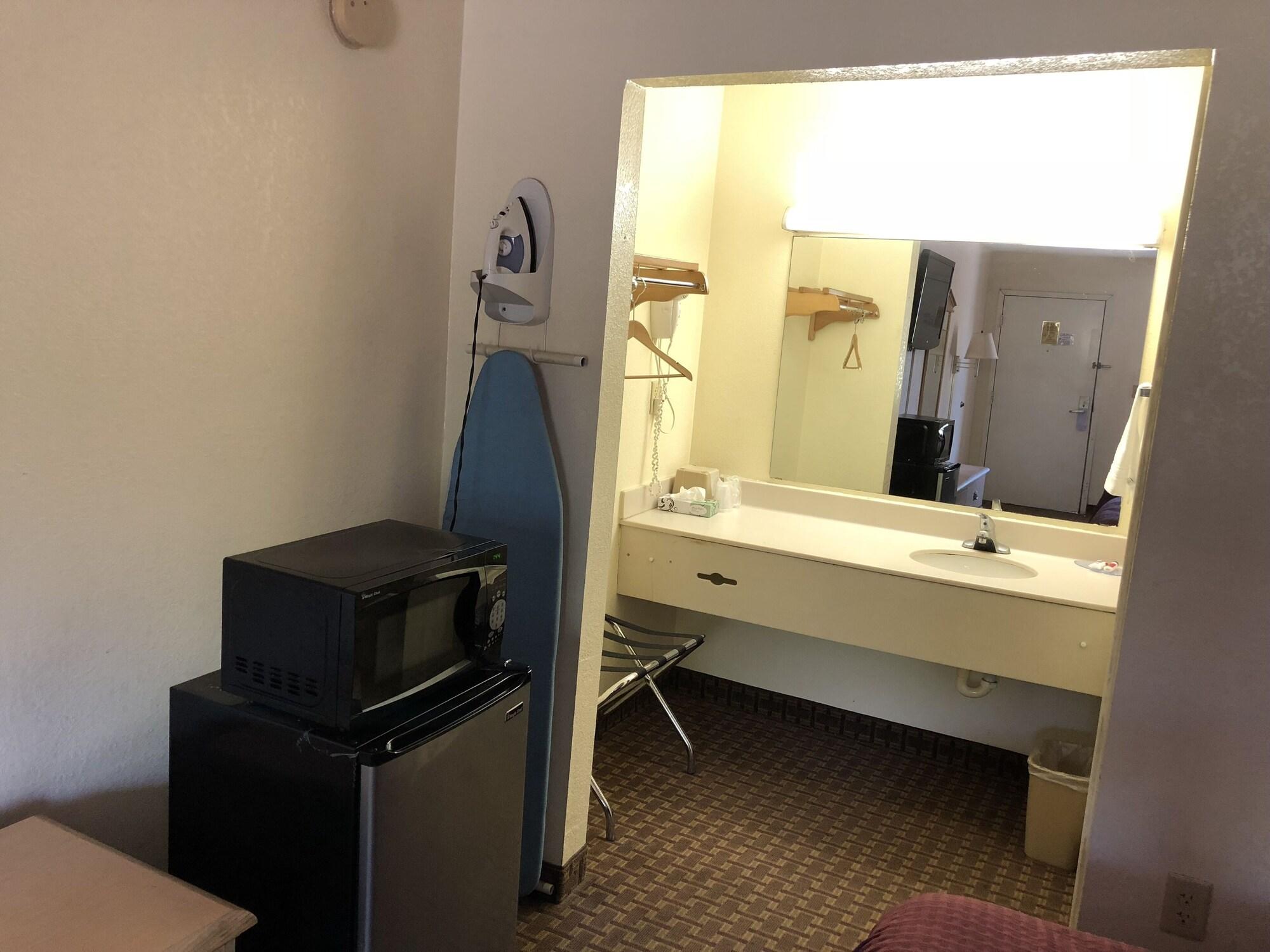 Jax Inn Jacksonville Downtown ภายนอก รูปภาพ